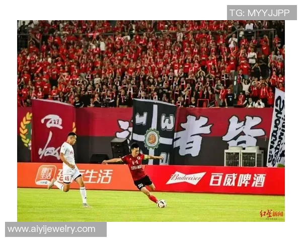 射手座足球巨星:他们的生日与球场传奇故事